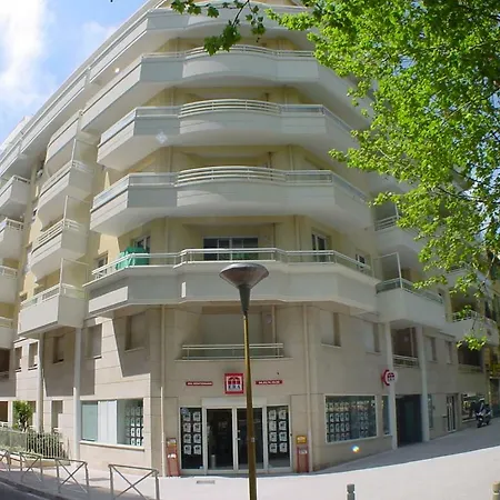 26 Boulevard Albert 1er * 昂蒂布