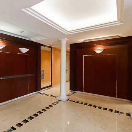26 Boulevard Albert 1er 昂蒂布